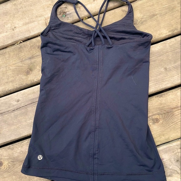 Lululemon free to be tank size 4 - Picture 4 of 6